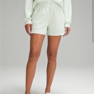 Lululemon softstreme high rise short 4”